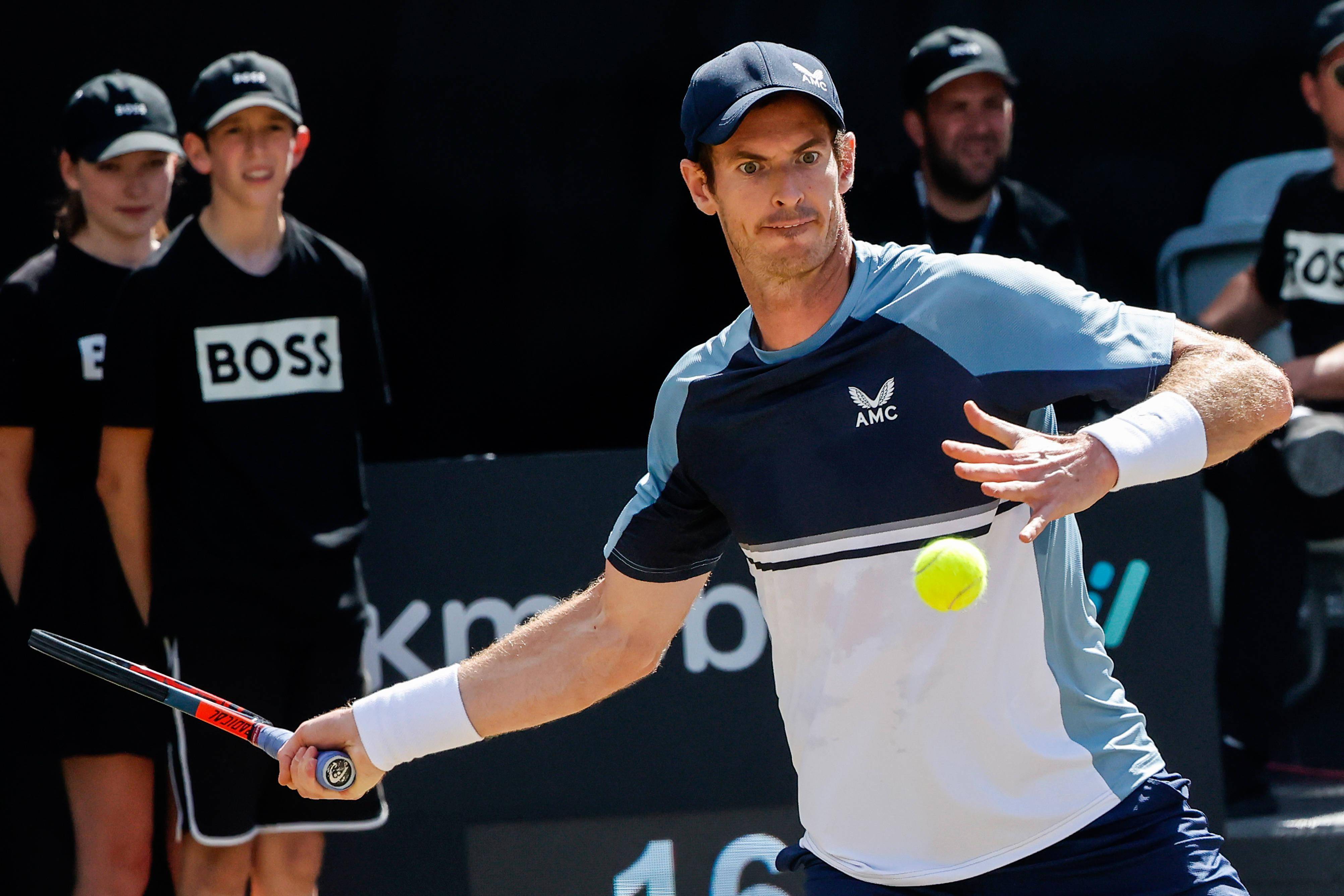 包含美国网球队完胜意大利网球队，穆雷爆发神勇的词条