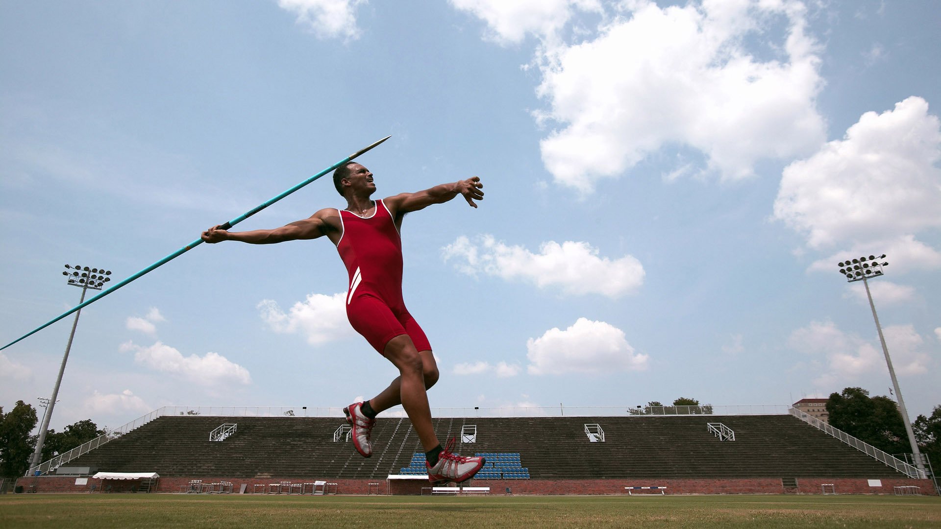 雷霆风暴席卷费城，杰伦·格林欧冠决赛封神