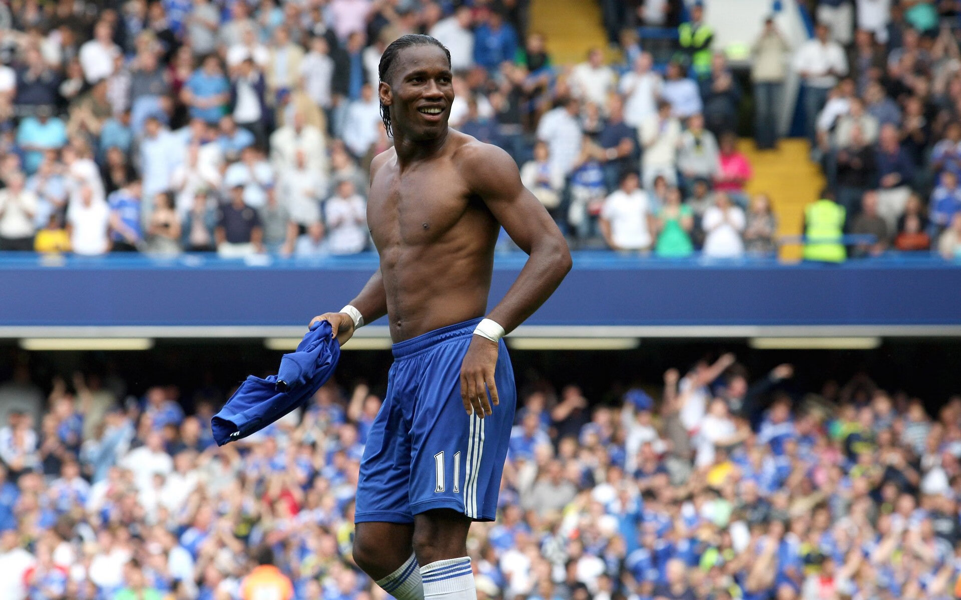 雷霆血拼尼克斯，塔图姆进攻端无人可挡